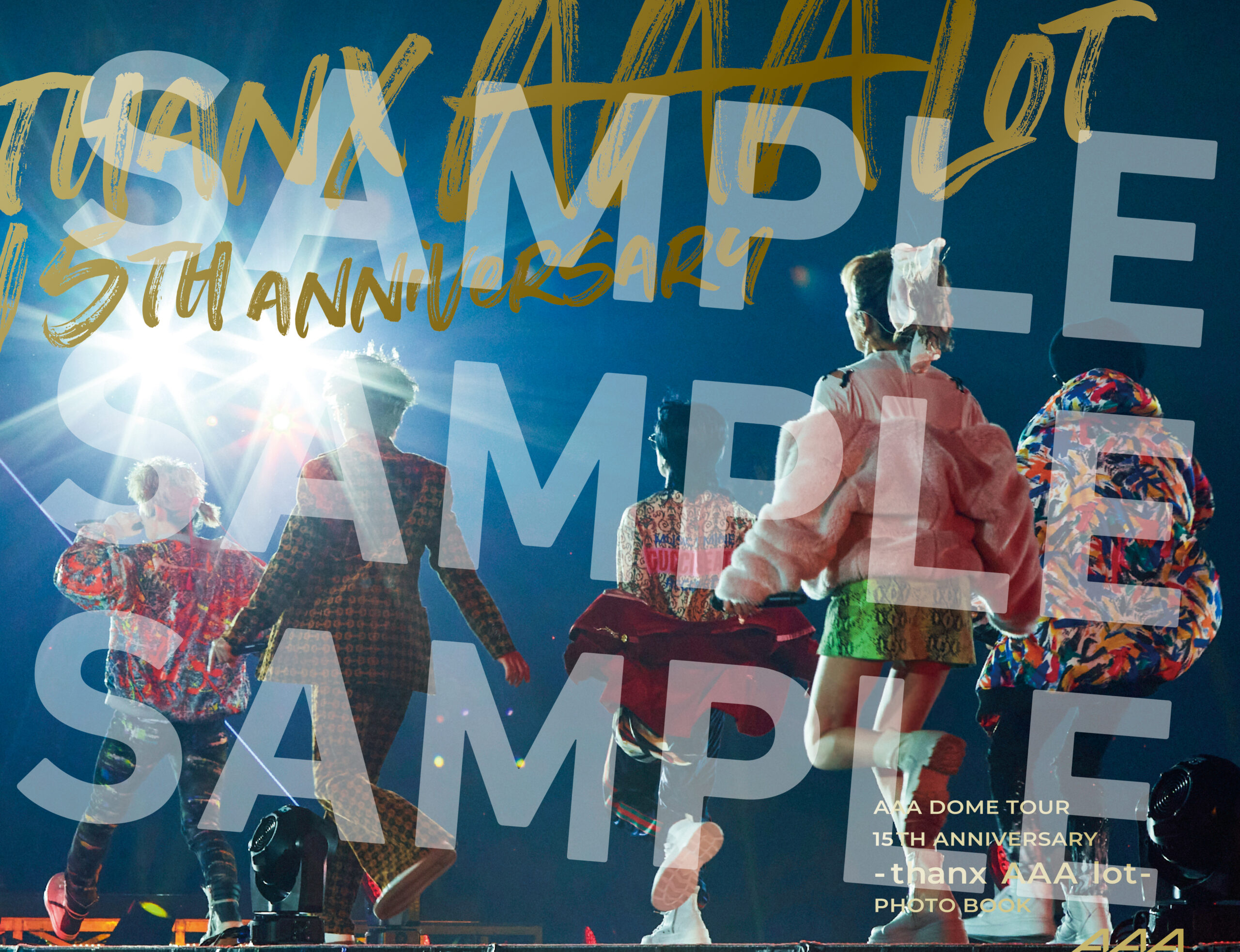 紀伊國屋書店：【紀伊國屋書店限定特典ポストカード】『AAA DOME TOUR 15th ANNIVERSARY -thanx AAA lot- PHOTO BOOK』